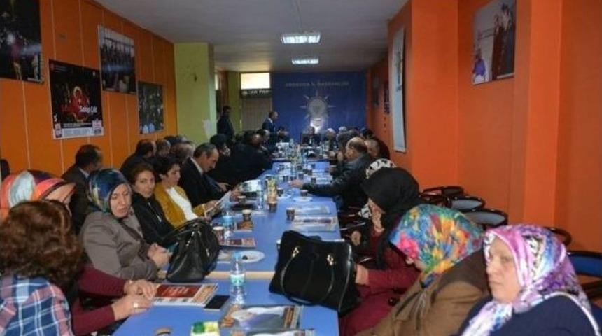 Ardahan Ak Parti&rsquo;de Toplumsal Eşitlik Cinsiyet Toplantısı Yapıldı