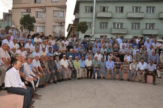 Tarsus’ta Hz. Danyal Meydanı’nda Yağmur Duası