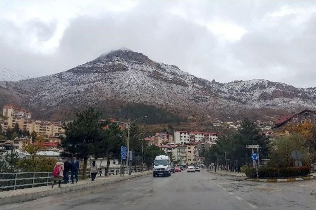 G&uuml;m&uuml;şhane&rsquo;de Kar Yağışı