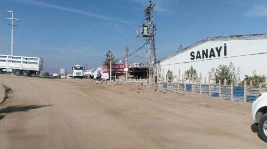 Sıcak Asfalt Sanayi Esnafının Y&uuml;z&uuml;n&uuml; G&uuml;ld&uuml;rd&uuml;