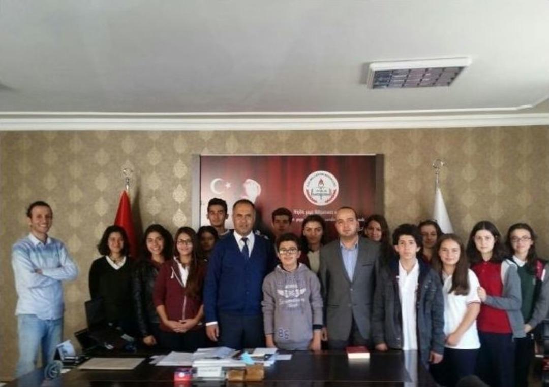 Ayvalık&rsquo;ta Cami İmamından Meslek Edindirme Projesi