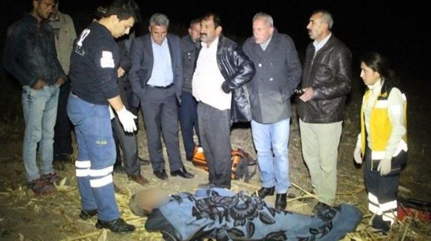 Tarlada Kalp Krizi Ge&ccedil;iren &Ccedil;ift&ccedil;i Hayatını Kaybetti