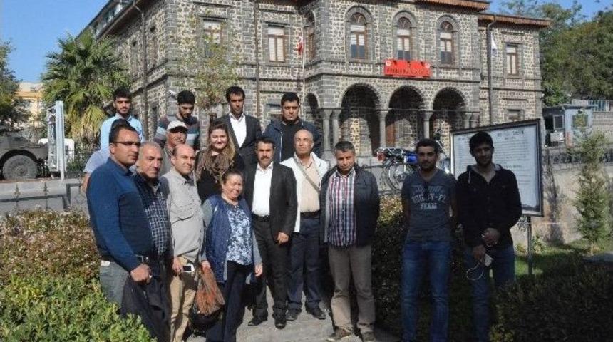 Arkeoloji &Ouml;ğrencileri Tarihi Yapıları İnceledi