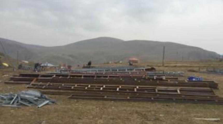 &Ccedil;ıldır Yıldırımtepe Mahallesi Işıklandırılıyor