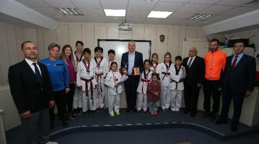 Şampiyonlardan Başkan Zolan&rsquo;a Ziyaret