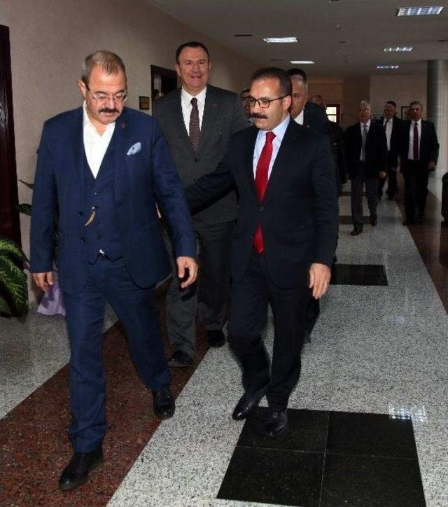 Gso Başkanı Konukoğlu: ‘‘gaziantep Üniversitesi İle Çok Güzel İşler Yapacağız’’