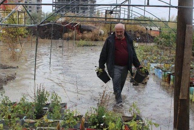 Muş’ta Su Baskını 3