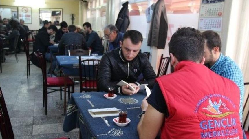 Burası K&uuml;t&uuml;phane Değil Kıraathane