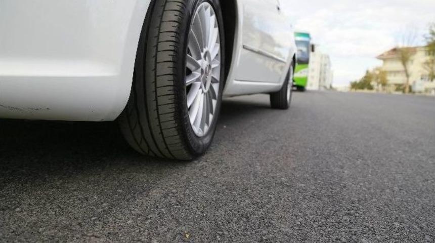 Eski Kavaklı Caddesi&rsquo;nde Sıcak Asfalt Serimi Tamamlandı