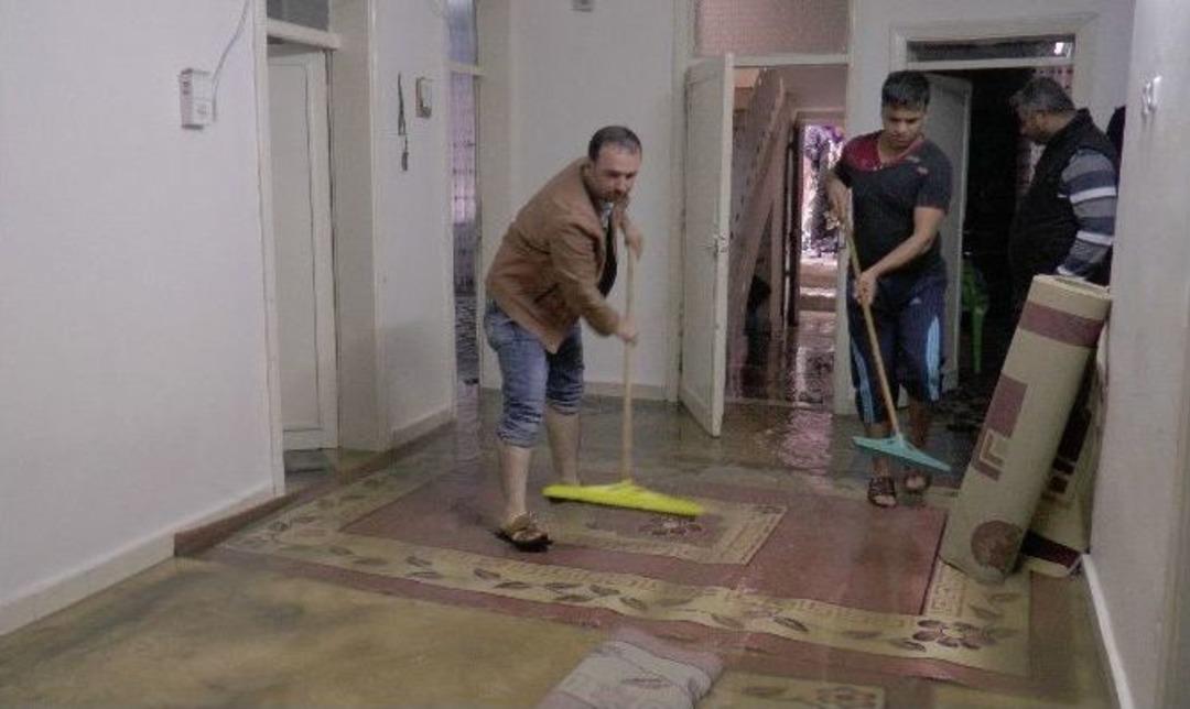 Şanlıurfa&rsquo;da &Ccedil;ok Sayıda Evi Su Bastı