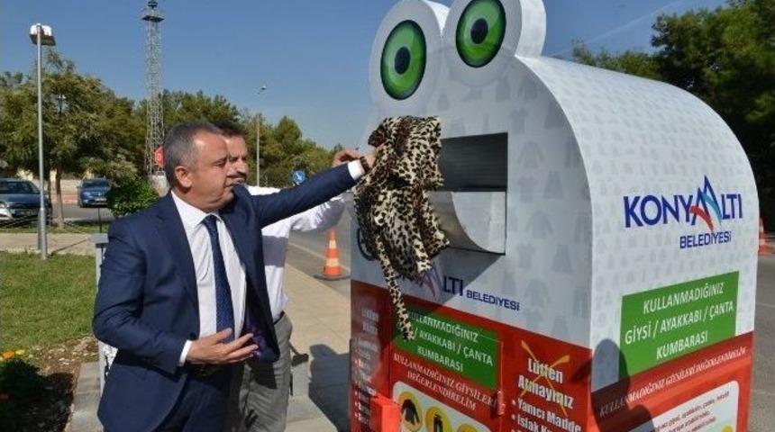 Konyaaltı Belediyesi&rsquo;nden &ldquo;giymiyorsan Giydir&rdquo; Projesi