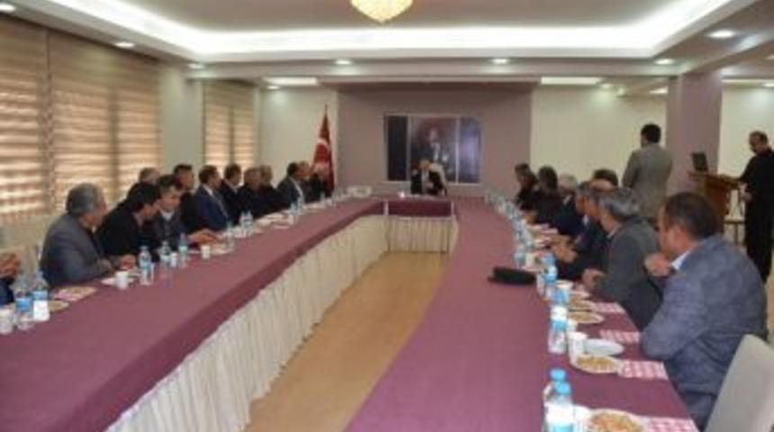 Iğdır&rsquo;da K&ouml;ylere Hizmet G&ouml;t&uuml;rme Birliği Toplantısı