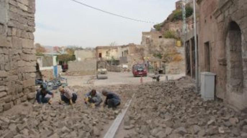 İncesu Belediyesi Tarihi Dokuyu Korumaya Devam Ediyor