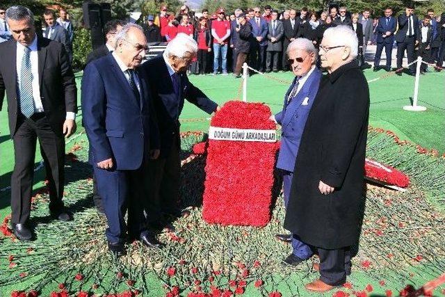 Süleyman Demirel, 92’nci Yaş Gününde Anıldı