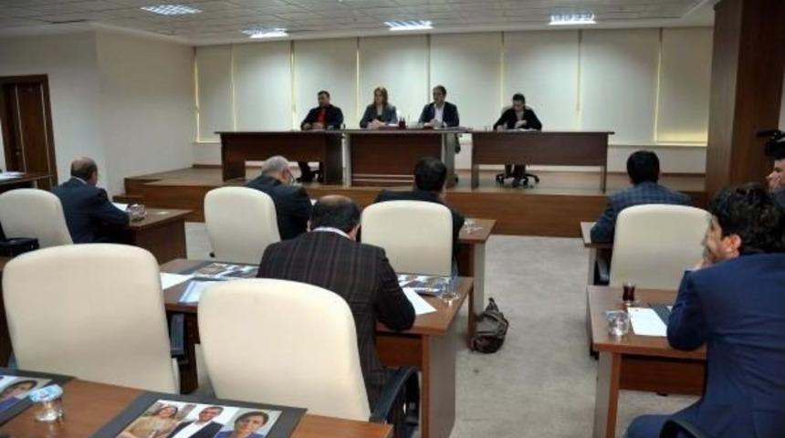 Siirt Belediye Meclisi Toplantısı'nda Kışanak Ve Anlı Protestosu