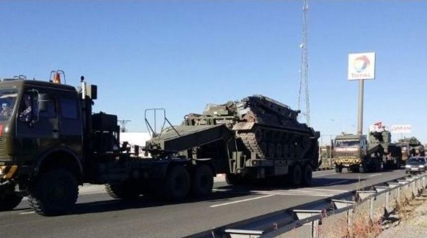 Şırnak&rsquo;a Askeri Ara&ccedil; Sevkiyatı