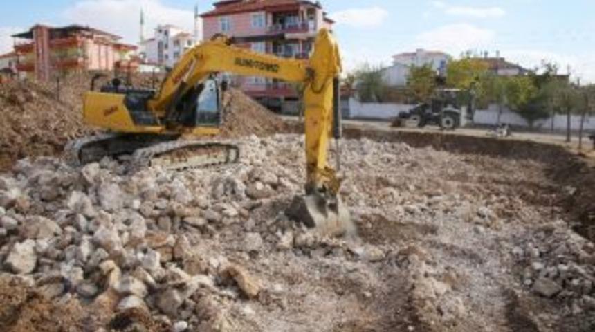 Osman Gazi Mahallesi Hanımlar Lokalinde &Ccedil;alışmalar Başladı