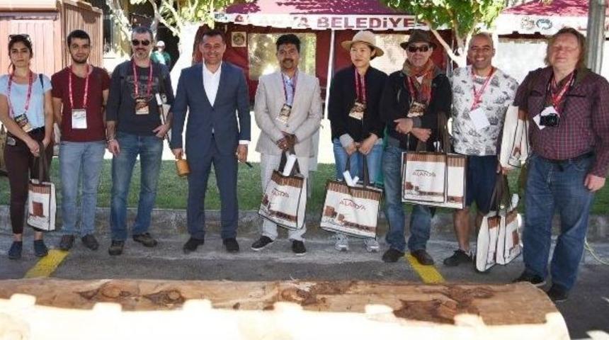 13. Alanya Uluslararası Ahşap Heykel Sempozyumu Başladı