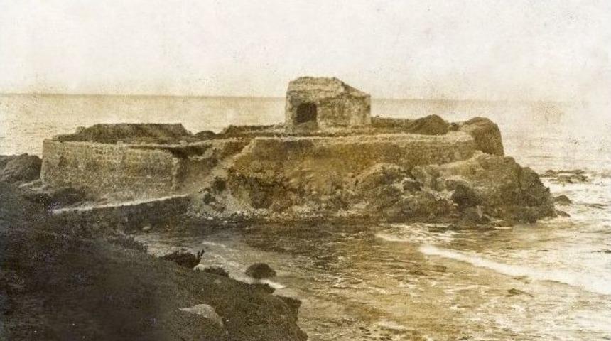 Aya Nikola Adası Aslına D&ouml;n&uuml;yor