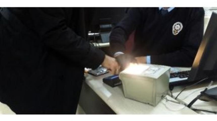 Pasaportta &ldquo;parmak İzi&rdquo; D&ouml;nemi Başlıyor