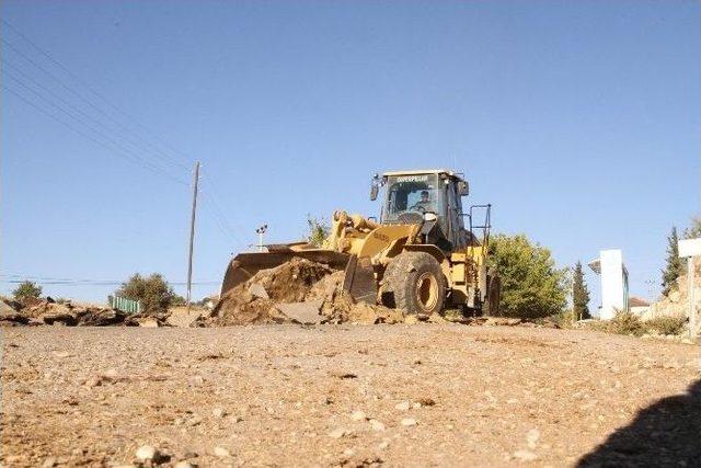 K&ouml;rez&rsquo;in Yol Sorunu &Ccedil;&ouml;z&uuml;l&uuml;yor 1