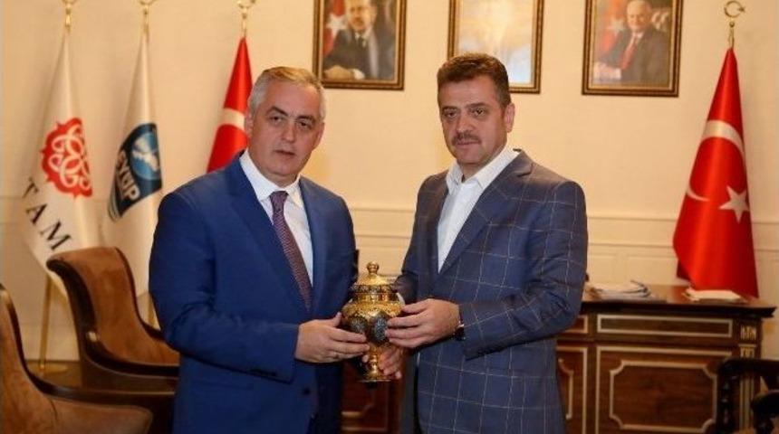 Ey&uuml;p Ve Gaziosmanpaşa Belediye Başkanları İl&ccedil;elerin Projelerini Konuştu