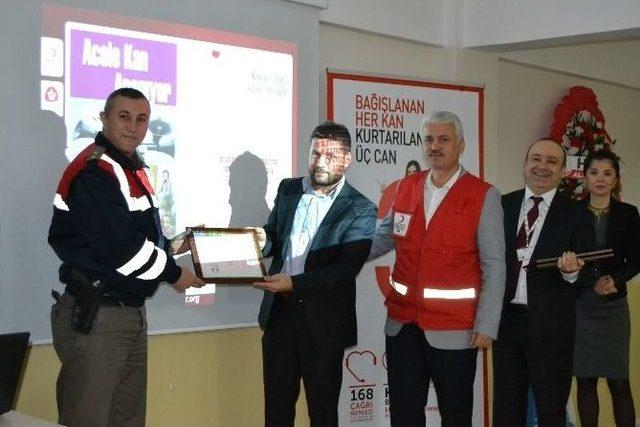 Alaçam’da Kızılay Haftası Kutlandı