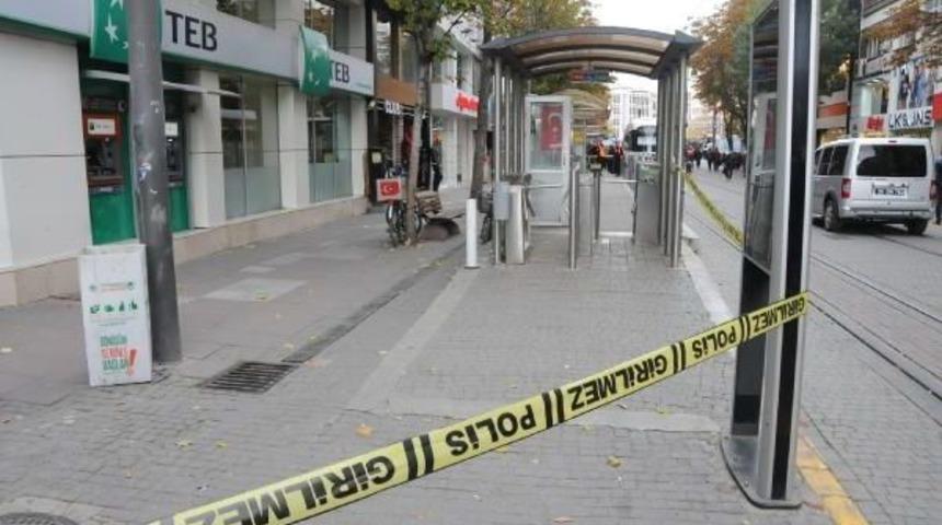 Eskişehir'de &Uuml;zerinde Paket Bulunan Bisiklet Korkuttu