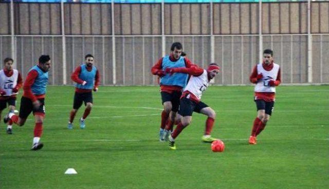 Samsunspor Teknik Direktörü Özköylü: Kazanmak Için Çıkacağız