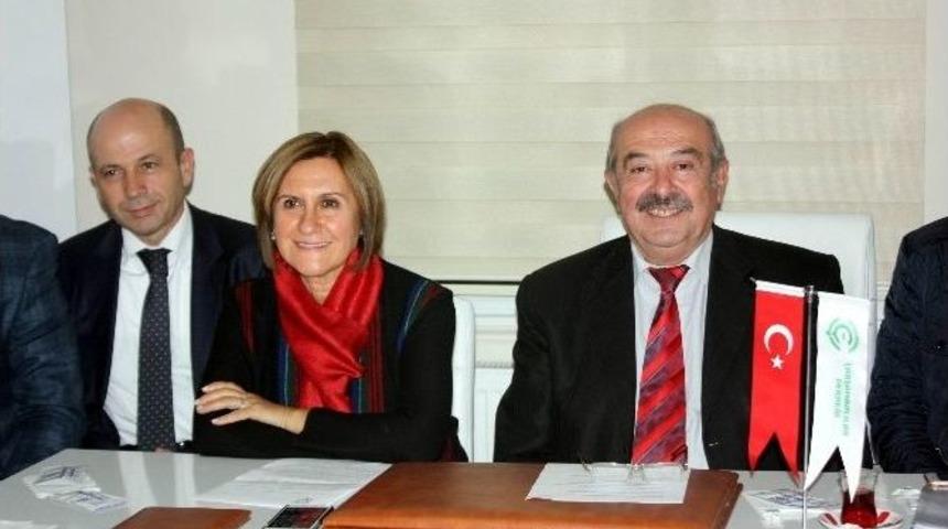 &Ccedil;arşambalılar: "hukuk Fak&uuml;ltesi &Ccedil;arşamba&rsquo;dan Gitmesin"