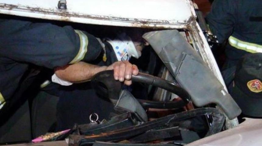 Ters Y&ouml;ne Giren Alkoll&uuml; S&uuml;r&uuml;c&uuml; Kazaya Neden Oldu