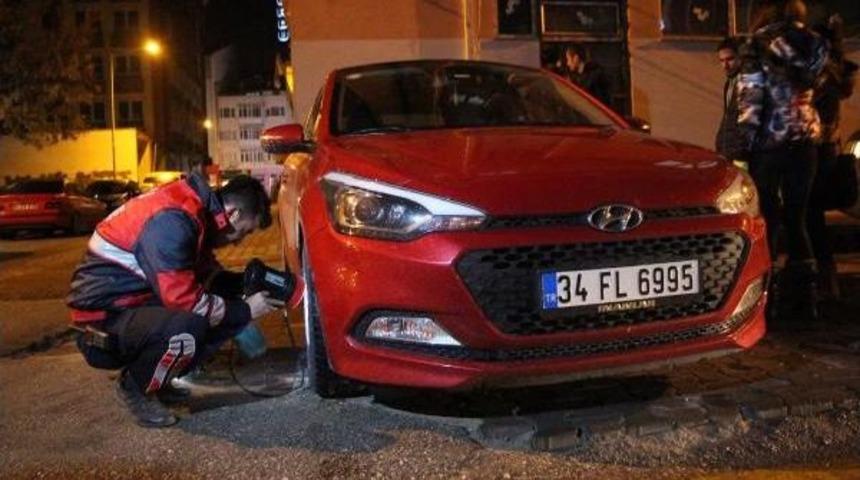 Ara&ccedil;ların Motor B&ouml;l&uuml;m&uuml;ne Giren Kedi Itfaiyecilere Zor Anlar Yaşattı