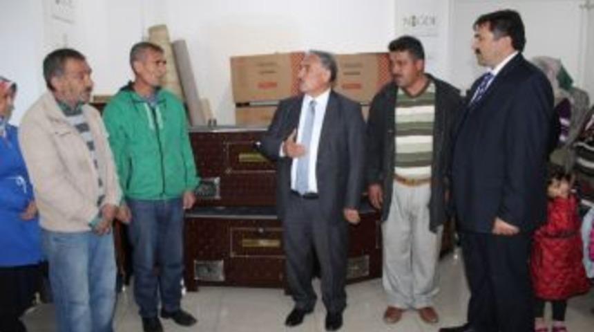 Niğde Belediyesi 40 Aileye Soba Yardımında Bulundu