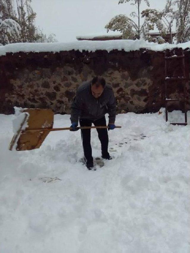 Diyadin'de Okullara Kar Tatili