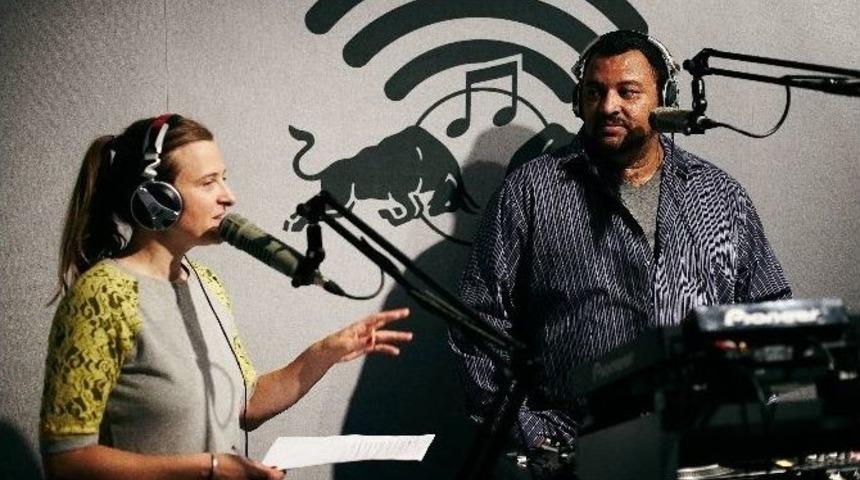 D&uuml;nyaya 10 G&uuml;n Boyunca T&uuml;rk Sanat&ccedil;ılar Dinletilecek