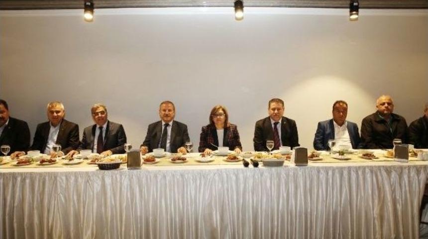 Stk Ve Oda Temsilcileri B&uuml;y&uuml;kşehir&rsquo;in Hizmetlerini Yerinde İnceledi