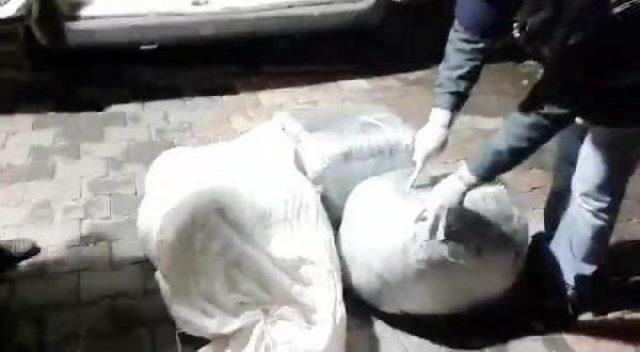 Şanlıurfa'da Minibüste 54 Kilo Esrar, 2 Gözaltı