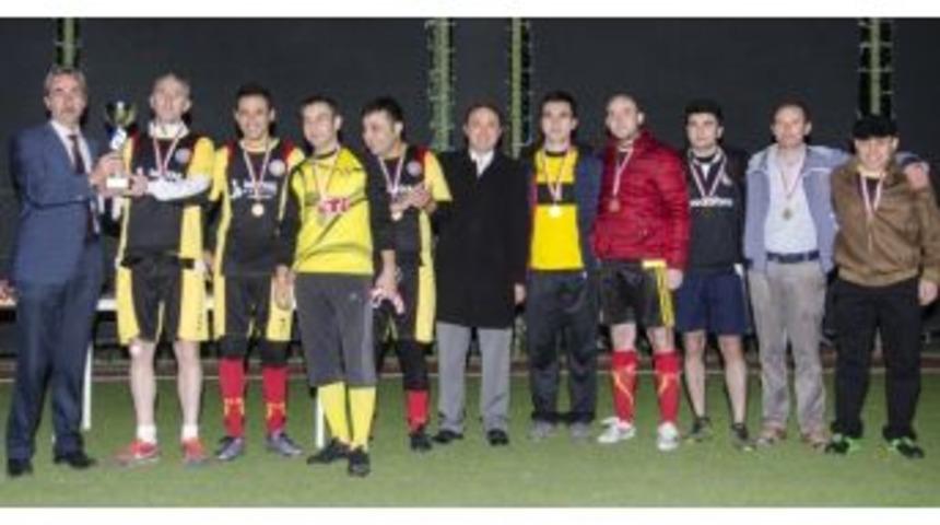 Esog&uuml; Hastanesi Futbol Turnuvası&rsquo;nda Cumhuriyet Kupası&rsquo;nın Sahibi Belli Oldu