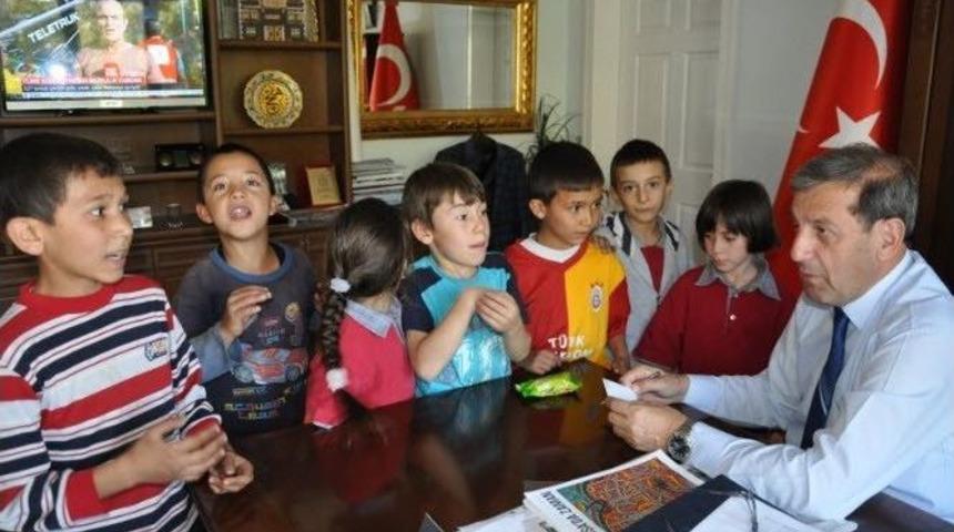 &Ouml;ğrencilerden Başkan S&uuml;leyman &Ouml;zkan&rsquo;a Ziyaret