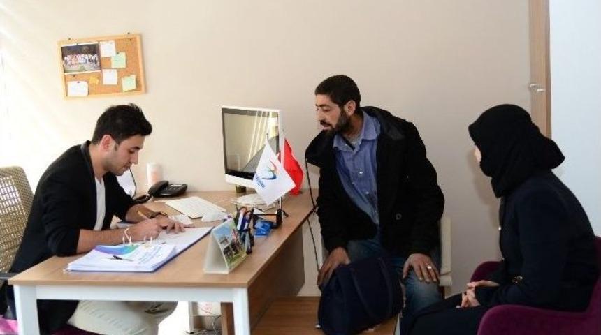 Beylikd&uuml;z&uuml; Belediyesi G&ouml;&ccedil; Hizmetleri Birimi, G&ouml;&ccedil;menlerin Hakları İ&ccedil;in &Ccedil;alışıyor