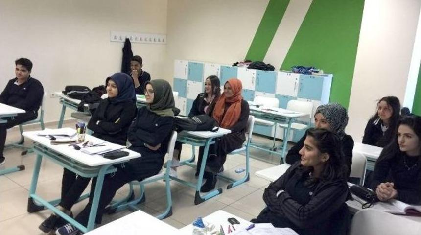 &Ccedil;ınar Kolejinde Ygs-lys Tanıtım S&uuml;reci Başladı