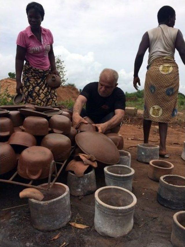 Benin’de Üretilen Çömlekler Ankara’da Satışa Sunuluyor