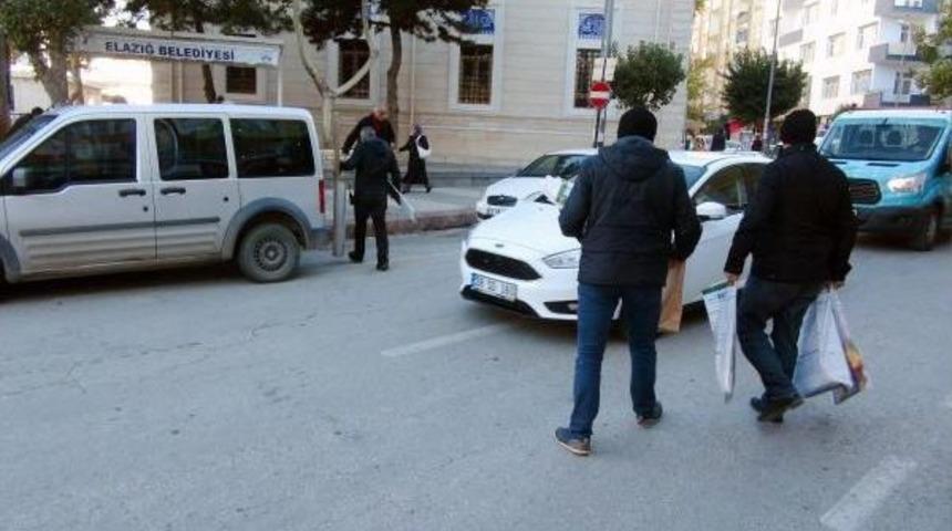 Elazığ'da Dbp Ve Hdp'li 10 Kişi G&ouml;zaltına Alındı