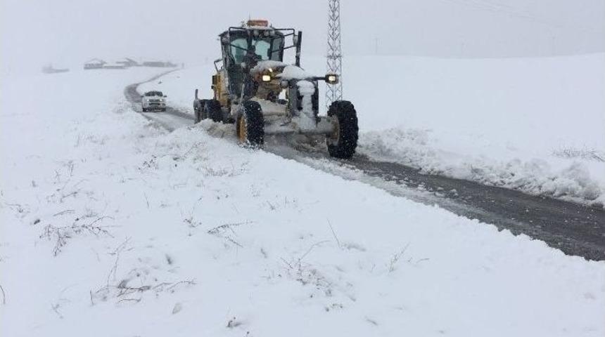 Patnos&rsquo;ta Kar Yağışı