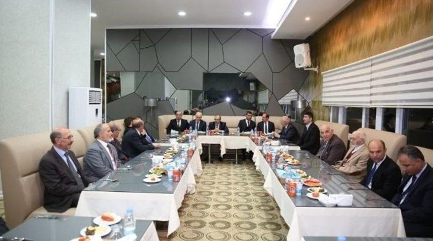 Emniyet M&uuml;d&uuml;r&uuml; Kaya&rsquo;ya Veda Yemeği