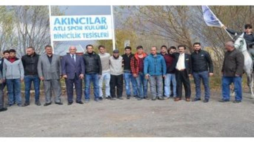 Milletvekili Ilıcalı&rsquo;dan "akıncılar&rsquo;a" B&uuml;y&uuml;k Destek