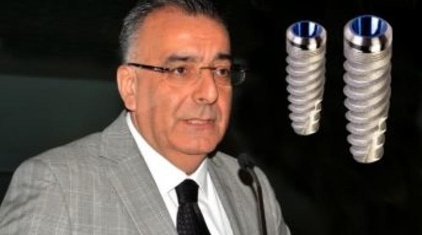 G&uuml;ler: "titanyum İmplant Kanser Yapmaz"