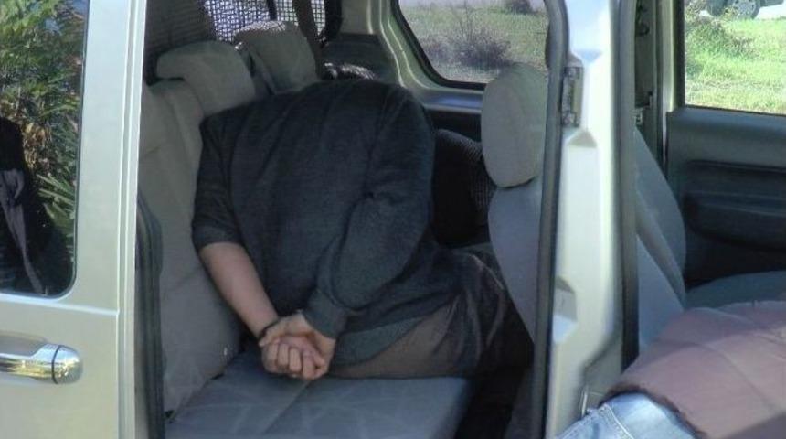 110 Bin Tl&rsquo;lik Giyim Malzemesini &Uuml;zerlerine Giyip &Ccedil;aldılar