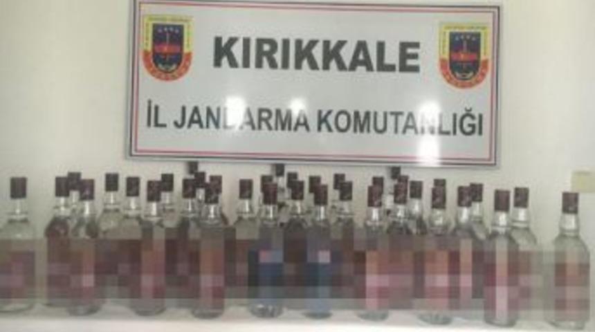 Yolcu Treninde 36 Şişe Ka&ccedil;ak I&ccedil;ki Ele Ge&ccedil;irildi