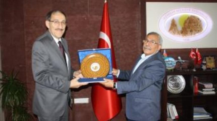 Kalayoğlu&rsquo;ndan, Başkan Karaaslan&rsquo;a Veda Ziyareti